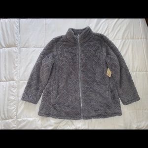 St John’s Bay Active Fuzzy zippered Jacket